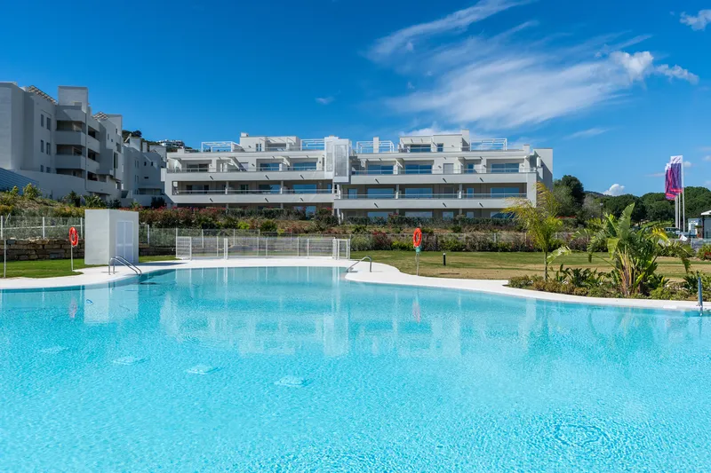 Апартаменты на первой линии гольфа в La Cala Golf Resort