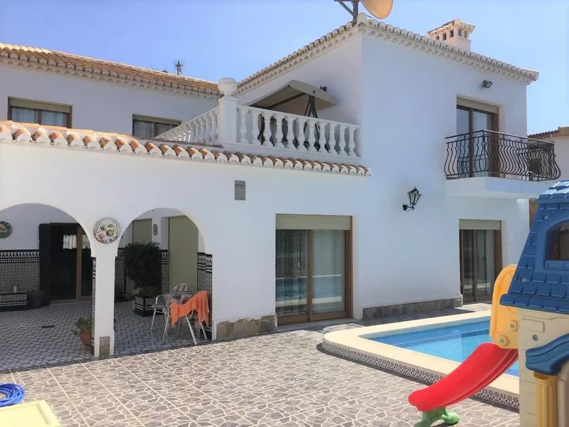 Вилла в Torrevieja